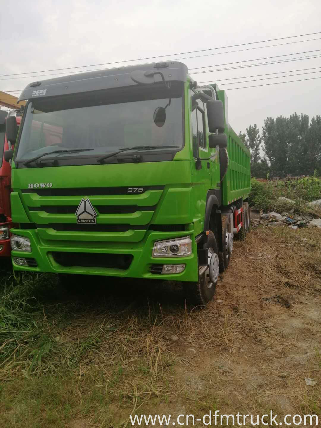 8X4 dump truck (9)